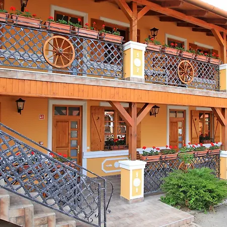 Berenyi Fogado Motel