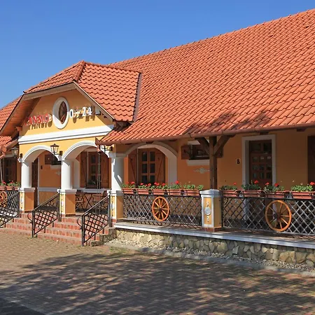 Berenyi Fogado Motel